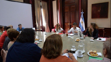 Tras reunión con Kicillof, docentes piden cláusula gatillo y recomposición salarial